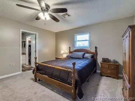 Bedroom - 419907 E 1153 Rd, Checotah, OK 74426 photo 1 of 8