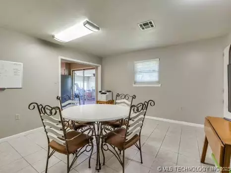 Dining - 419907 E 1153 Rd, Checotah, OK 74426 photo 4 of 4