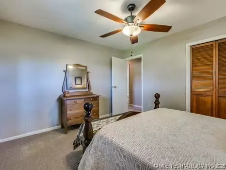 Bedroom - 419907 E 1153 Rd, Checotah, OK 74426 photo 6 of 8