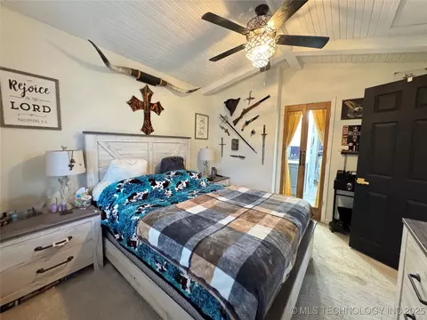 Bedroom - 619 E 6th Ave, Bristow, OK 74010 photo 3 of 5