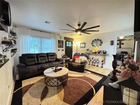 Other - 619 E 6th Ave, Bristow, OK 74010 photo 1 of 21