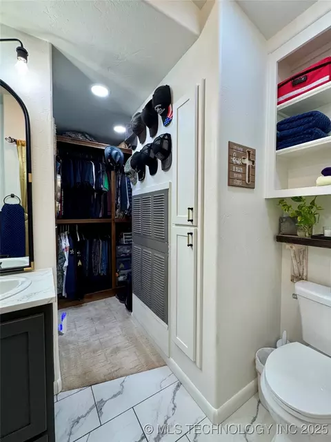 Other - 619 E 6th Ave, Bristow, OK 74010 photo 9 of 21