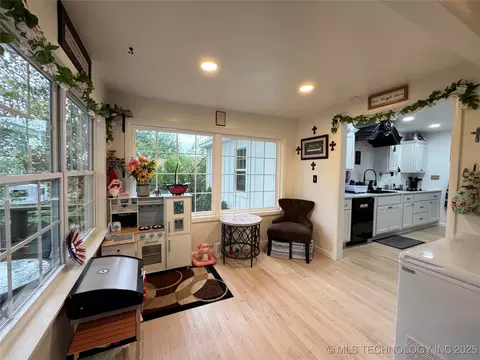 Other - 619 E 6th Ave, Bristow, OK 74010 photo 8 of 21