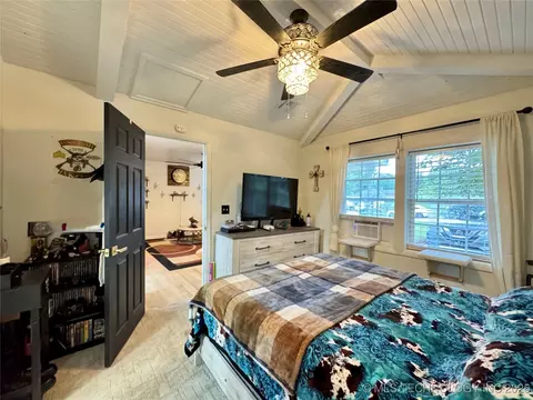 Bedroom - 619 E 6th Ave, Bristow, OK 74010 photo 2 of 5