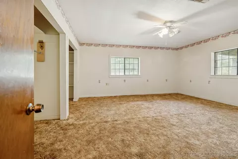Bedroom - 32444 E 740 Rd, Wagoner, OK 74467 photo 1 of 4