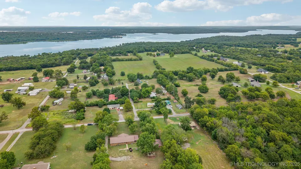 View/Area - 32444 E 740 Rd, Wagoner, OK 74467 photo 2 of 4