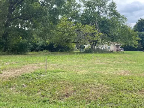 Frankfort Avenue, Muskogee, OK 74403