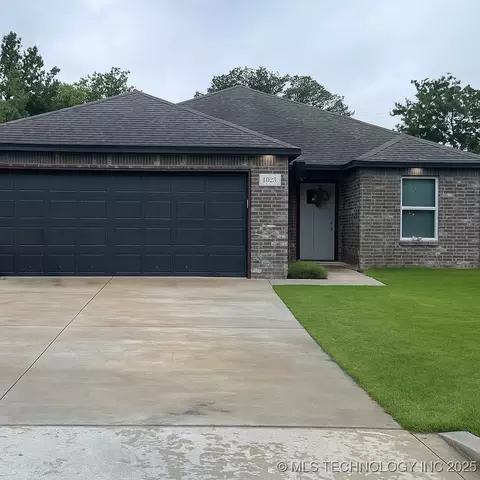 1034 E 26th Pl N, Tulsa, OK 74106 photo 1