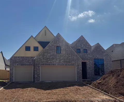 5904 E 127th St S, Bixby, OK 74008