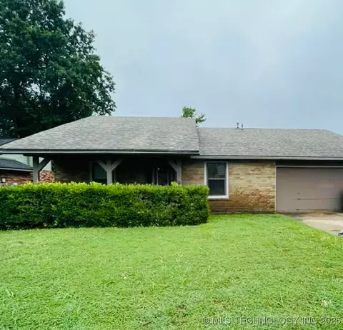 1205 W Austin Pl, Broken Arrow, OK 74011