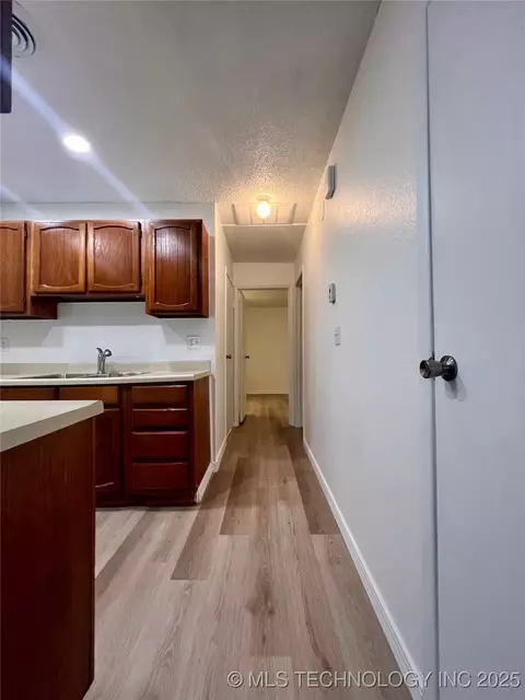 11023 E 15th St, Tulsa, OK 74128 photo 8