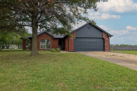 11762 N 156th East Ave, Collinsville, OK 74021