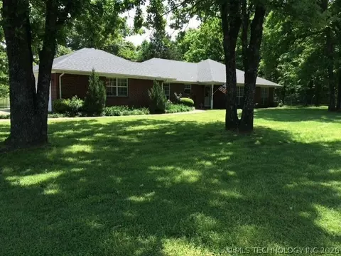 3668 N 49th St, Durant, OK 74701