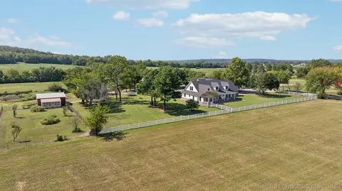 19700 E 600 Rd, Inola, OK 74036