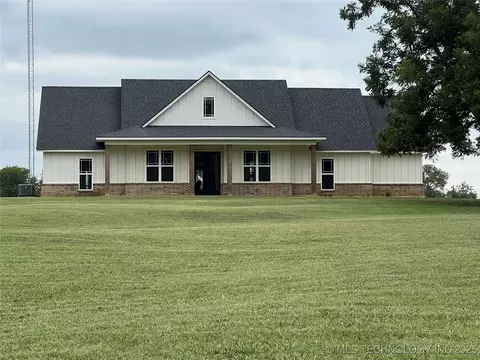 803 Silver Valley Rd, Durant, OK 74701