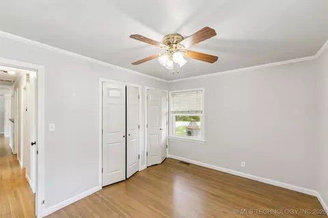 1557 E 49th Pl, Tulsa, OK 74105 photo 24