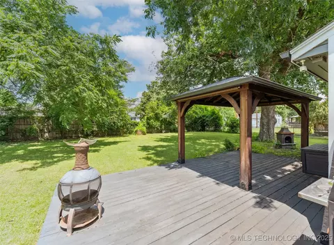 1557 E 49th Pl, Tulsa, OK 74105 photo 29