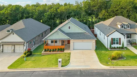 3306 Harbour Town Pl, Claremore, OK 74019