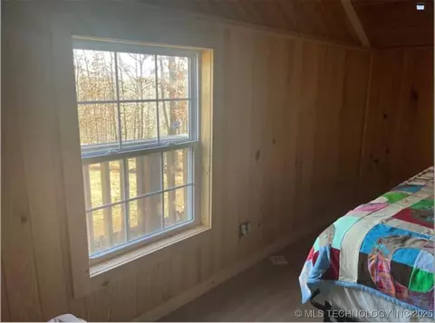 Bedroom - 5837 County Road 375 Rd, Eucha, OK 74342 photo 1 of 5