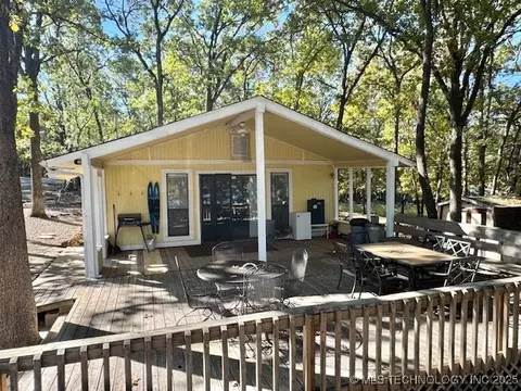 73261 S 326 Rd, Wagoner, OK 74467