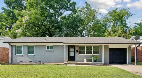 7926 E 27th Ct, Tulsa, OK 74129 photo 3