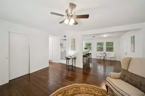 7926 E 27th Ct, Tulsa, OK 74129 photo 7