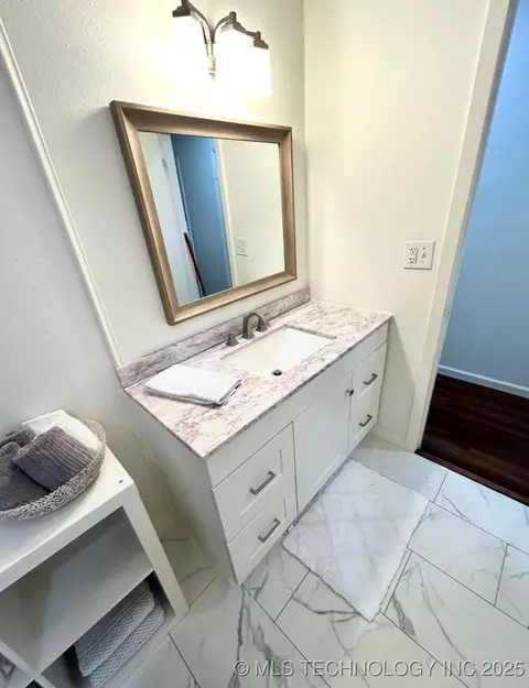 7926 E 27th Ct, Tulsa, OK 74129 photo 20
