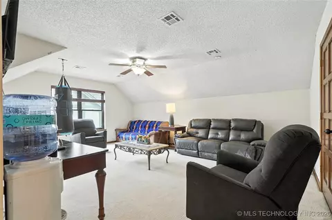 4124 E 62nd Pl, Tulsa, OK 74136 photo 17