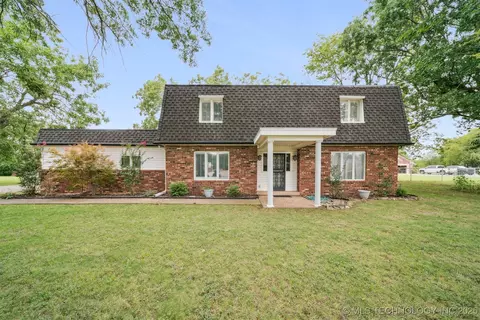 1213 NE 5th St, Pryor, OK 74361