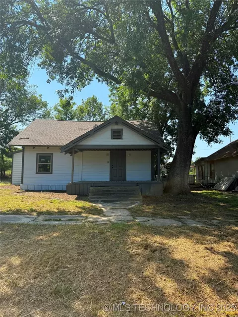 109 W Victor St, Hugo, OK 74743