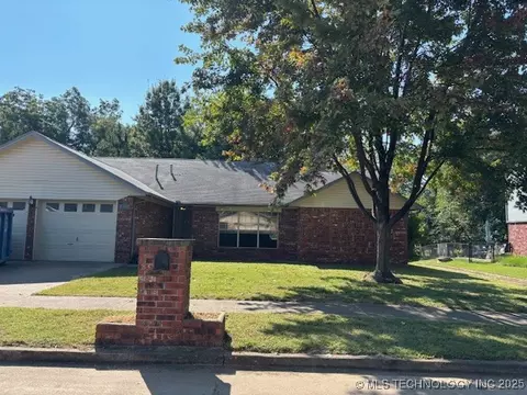 112 Magnolia, Pryor, OK 74361