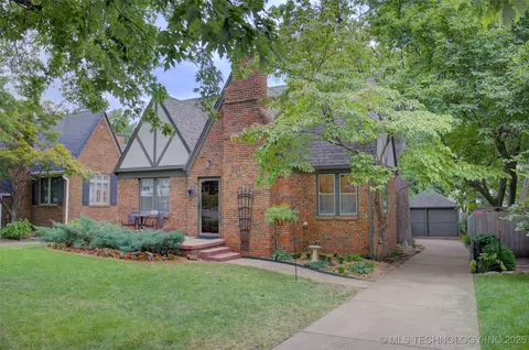 1626 S Delaware Pl, Tulsa, OK 74104