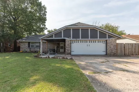 2509 El Paso St, Broken Arrow, OK 74014 photo 1