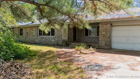 15810 E 106th St N, Owasso, OK 74055
