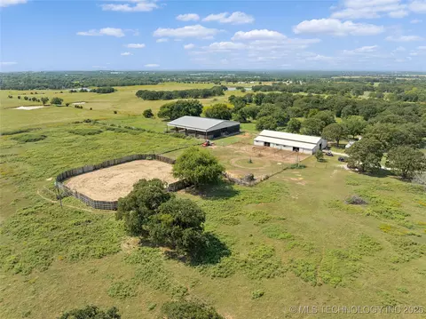 8753 Prairie Valley Rd, Ardmore, OK 73401