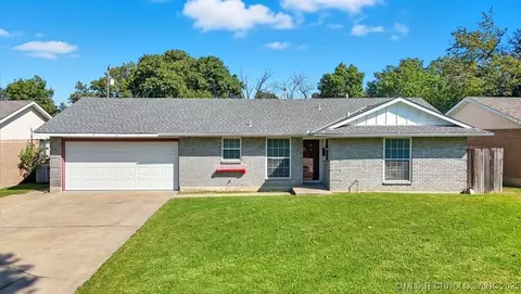11541 E 7th Pl, Tulsa, OK 74128