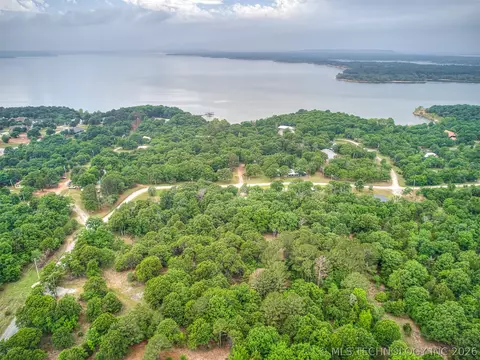 1 E 1165 Rd, Porum, OK 74455