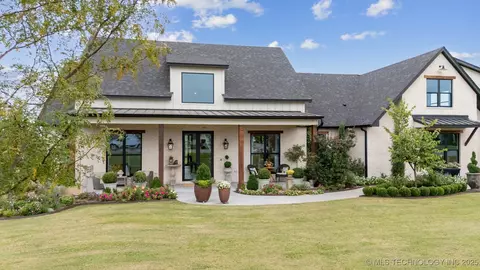 31001 E 68th St, Broken Arrow, OK 74014