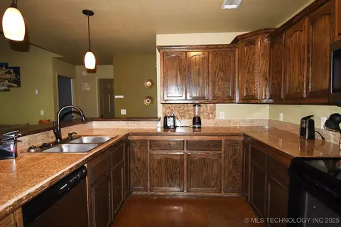 450620 E 953, Vian, OK 74962 photo 21