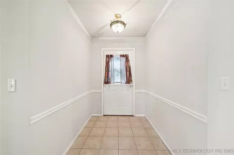 8413 E Lansing Ave, Broken Arrow, OK 74014 photo 6