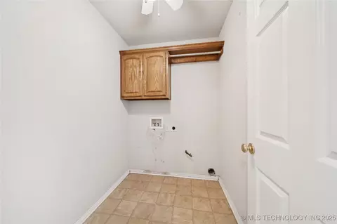 8413 E Lansing Ave, Broken Arrow, OK 74014 photo 23