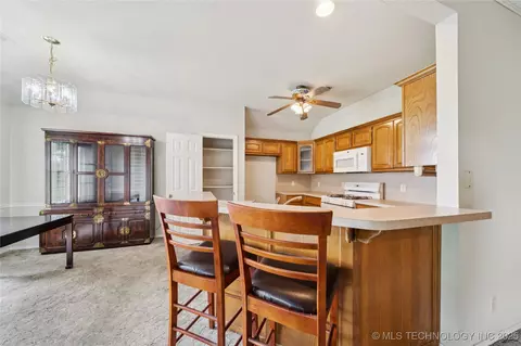 8413 E Lansing Ave, Broken Arrow, OK 74014 photo 22