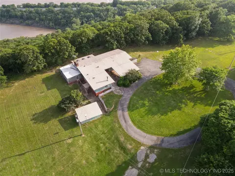 418391 E 1215 Rd, Eufaula, OK 74432