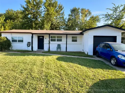 12520 E 25th St, Tulsa, OK 74129