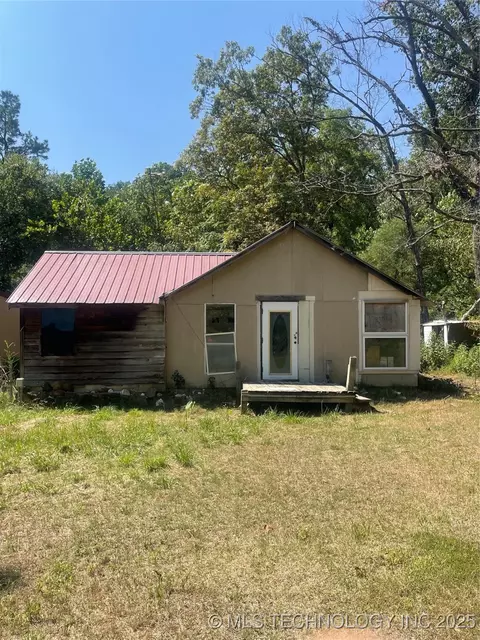 20455 E Whipperwill Rd, Tahlequah, OK 74464