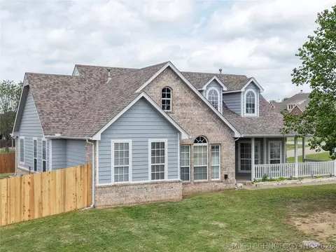 814 S Tall Chief Ave, Skiatook, OK 74070
