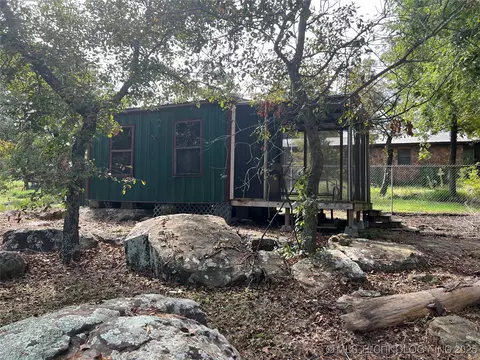 224 Ew 1153 St, Porum, OK 74455