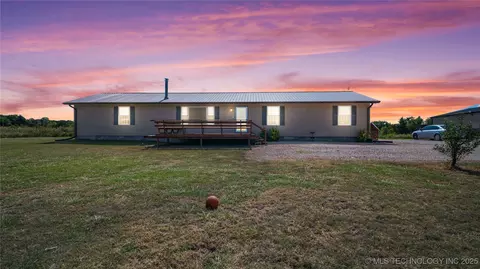 18091 N County Road 3350, Stratford, OK 74872
