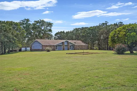 27208 E 41st St S, Broken Arrow, OK 74014
