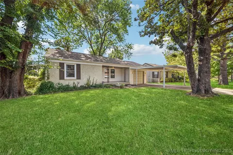 1106 E 37th St, Tulsa, OK 74105 photo 4